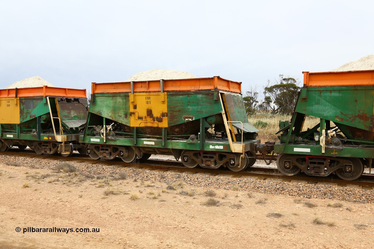 161109 1958
Moule, originally built by Kinki Sharyo as the NH type for the NAR in 1968, sent to Port Lincoln in 1978, then rebuilt and recoded ENH type in 1984, ENH 10 with hungry boards loaded with gypsum. Also shows signs of derailment and being on its side.
Keywords: ENH-type;ENH10;Kinki-Sharyo-Japan;NH-type;