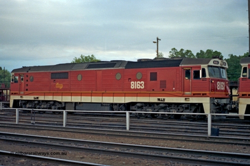 100-07
Albury yard, NSWSRA standard gauge 81 class 8163 Clyde Engineering EMD model JT26C-2SS serial 84-1082, candy livery.
Keywords: 81-class;8163;Clyde-Engineering-Kelso-NSW;EMD;JT26C-2SS;84-1082;