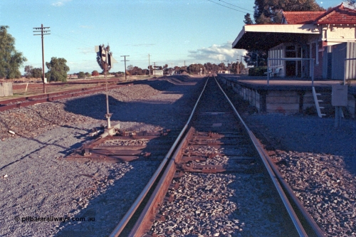 102-01
Birchip station yard overview, station building and platform, trailable points and indicator, interlocking, looking south.
