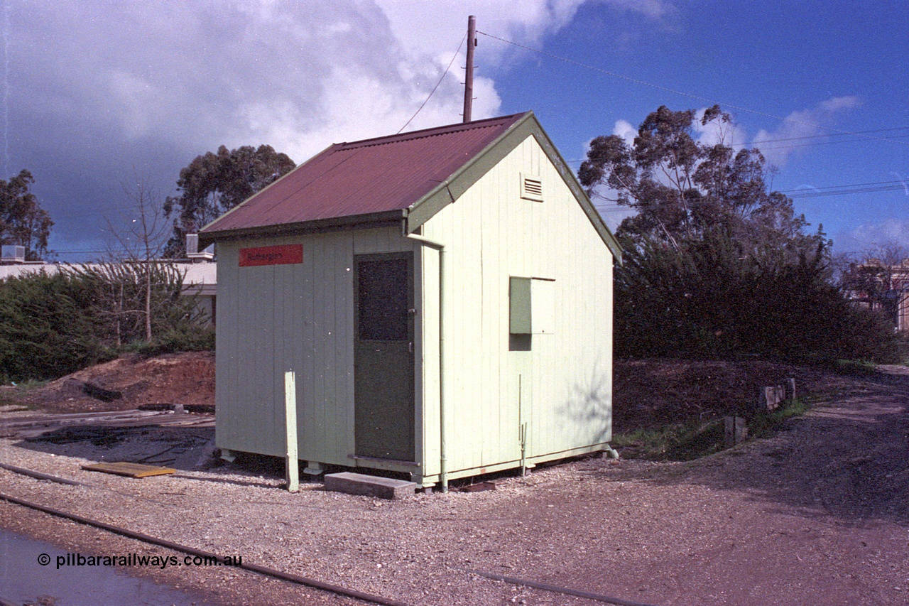 103-13
Rutherglen, portable station building, staff hut, 3/4 view.
