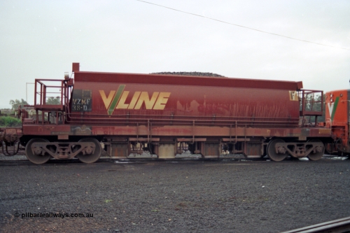 106-21
Seymour loco depot, broad gauge V/Line VZMF type bogie ballast waggon VZMF 38, side view.
Keywords: VZMF-type;VZMF38;