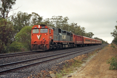 106-28
V/Line broad gauge N class N 457 'City of Mildura' Clyde Engineering EMD model JT22HC-2 serial 85-1225 leads a down Albury passenger train with an N set.
Keywords: N-class;N457;Clyde-Engineering-Somerton-Victoria;EMD;JT22HC-2;85-1225;