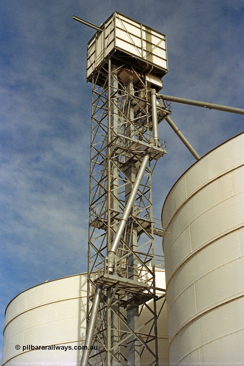 108-10
Murchison East silo complex, detail photos Ascom Jumbo elevator tower.
