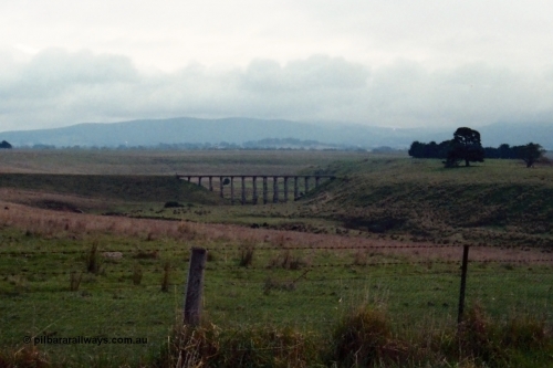 115-10
Rail bridge on the Lancefield line near Clarkefield - Bolinda.
