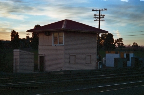 115-22
Somerton signal box, station overview, track view.
