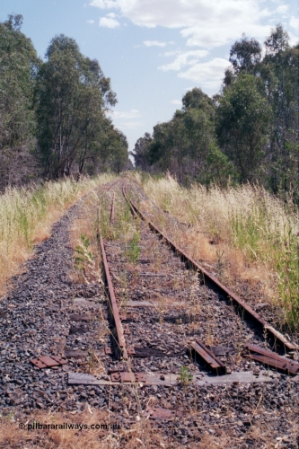 118-15
Tocumwal line, track view, looking south from bridge in shot 118-13 and -14, line out of service. [url=https://goo.gl/maps/Hvzxa15CUzFiCYKL6]Geo data[/url].
