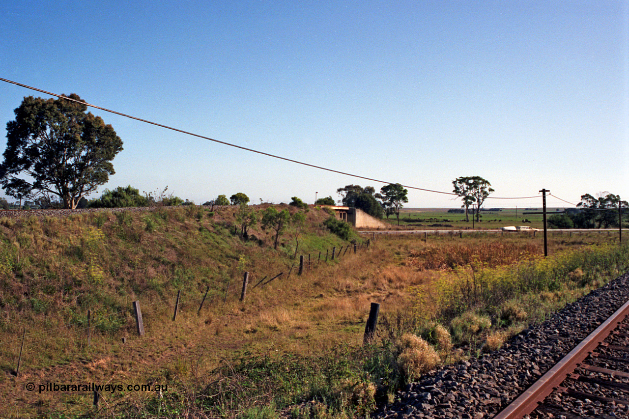 123-1-05
Stratford Junction, track view looking from Maffra line to Sale line, road bridge.
