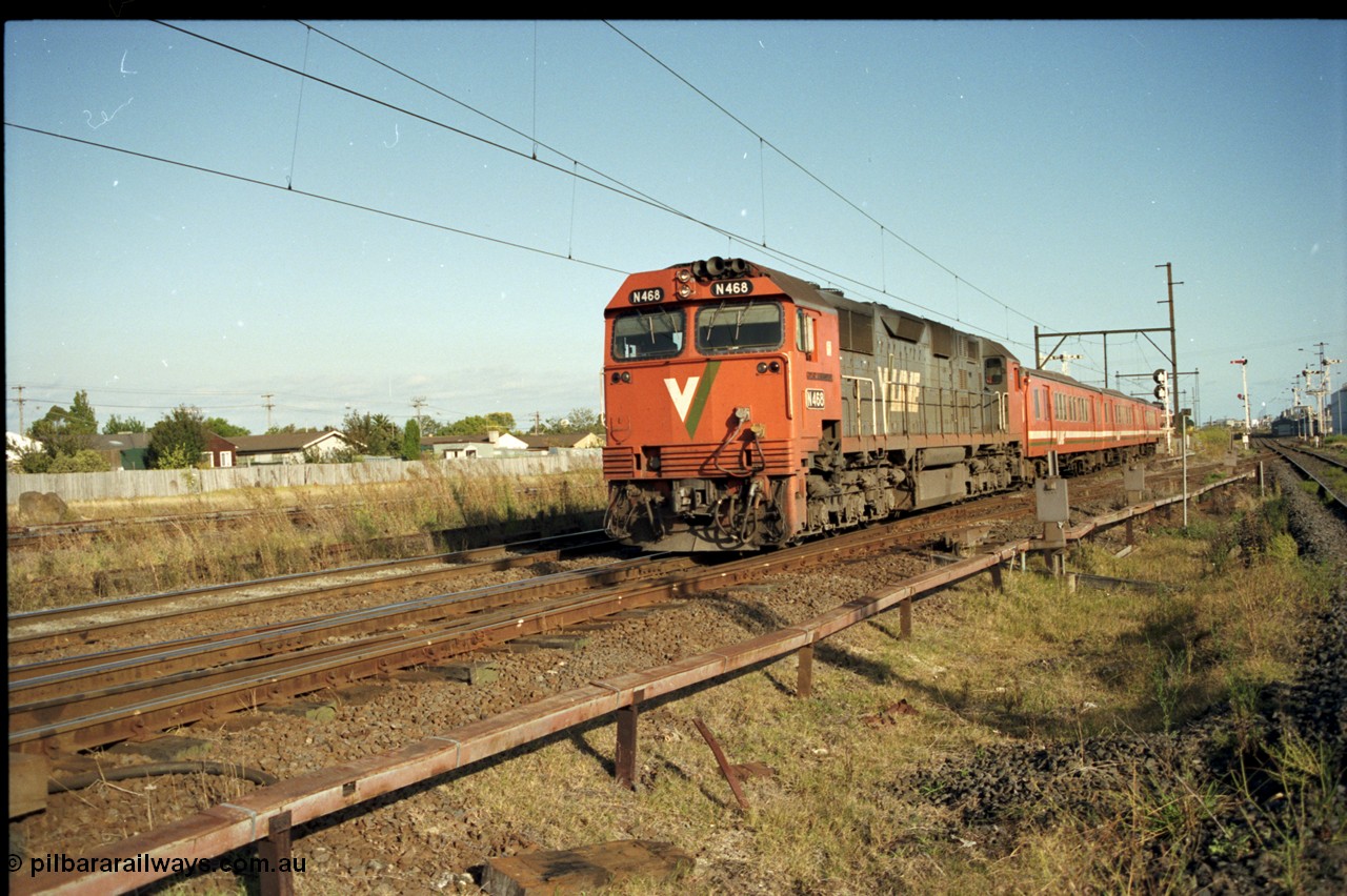 124-08
Sunshine V/Line broad gauge down passenger train with N class N 468 Clyde Engineering EMD model JT22HC-2 serial 86-1197 'City of Bairnsdale' and H set.
Keywords: N-class;N468;Clyde-Engineering-Somerton-Victoria;EMD;JT22HC-2;86-1197;