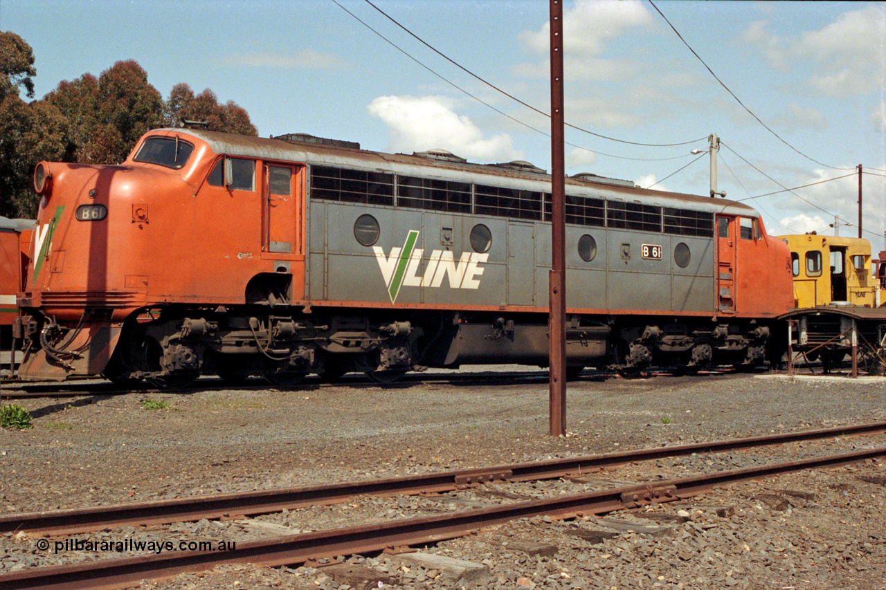 127-01
Seymour loco depot, V/Line B class B 61 Clyde Engineering EMD model ML2 serial ML2-2.
Keywords: B-class;B61;Clyde-Engineering-Granville-NSW;EMD;ML2;ML2-2;bulldog;