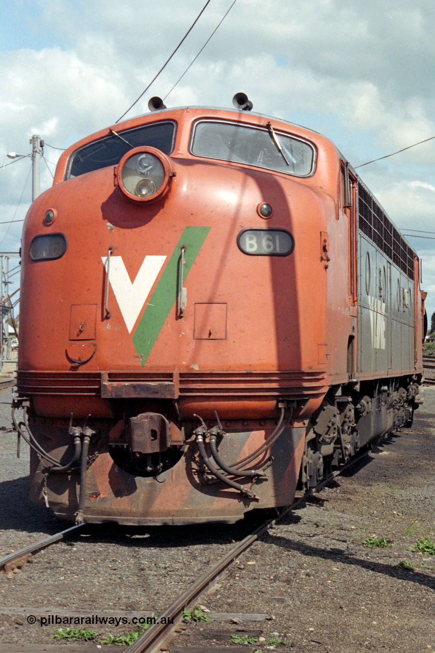 127-02
Seymour loco depot, V/Line B class B 61 Clyde Engineering EMD model ML2 serial ML2-2, vertical front view.
Keywords: B-class;B61;Clyde-Engineering-Granville-NSW;EMD;ML2;ML2-2;bulldog;