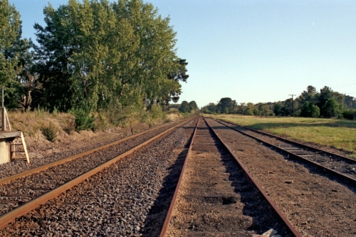 129-1-16
Baxter, station yard overview, looking towards Melbourne.
