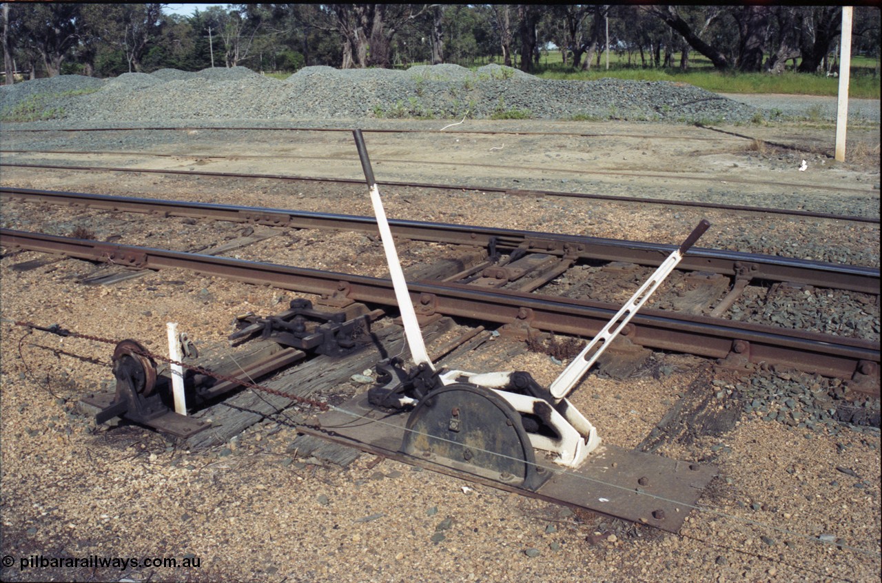 130-13
Rochester plunger locked points 'C', signal and point levers with interlocking, from mainline to platform, Melbourne end.
