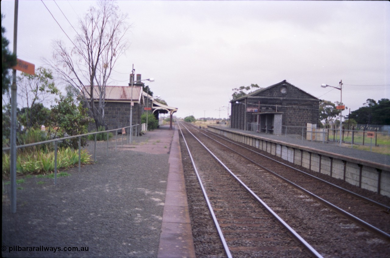 133-01
Little River station overview, looking towards Geelong, bluestone buildings.
