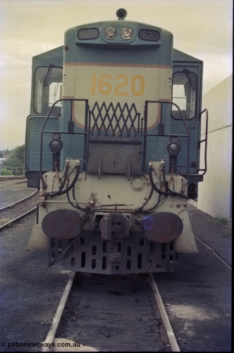 135-05
Ipswich yard, narrow gauge QR 1620 class leader 1620, cab front. Built by English Electric at Rocklea Qld, model RS95C serial A-138.
Keywords: 1620-class;1620;English-Electric;RS95C;A-138;