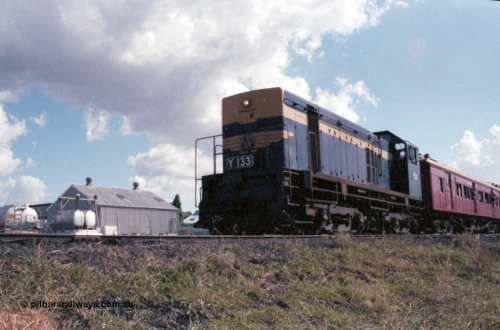 143-32
Wahgunyah, trailing shot of the up 'Stringybark Express' mixed special departing, Uncle Tobys factory is in the background, the reason for the line remaining open.
Keywords: Y-class;Y133;Clyde-Engineering-Granville-NSW;EMD;G6B;65-399;