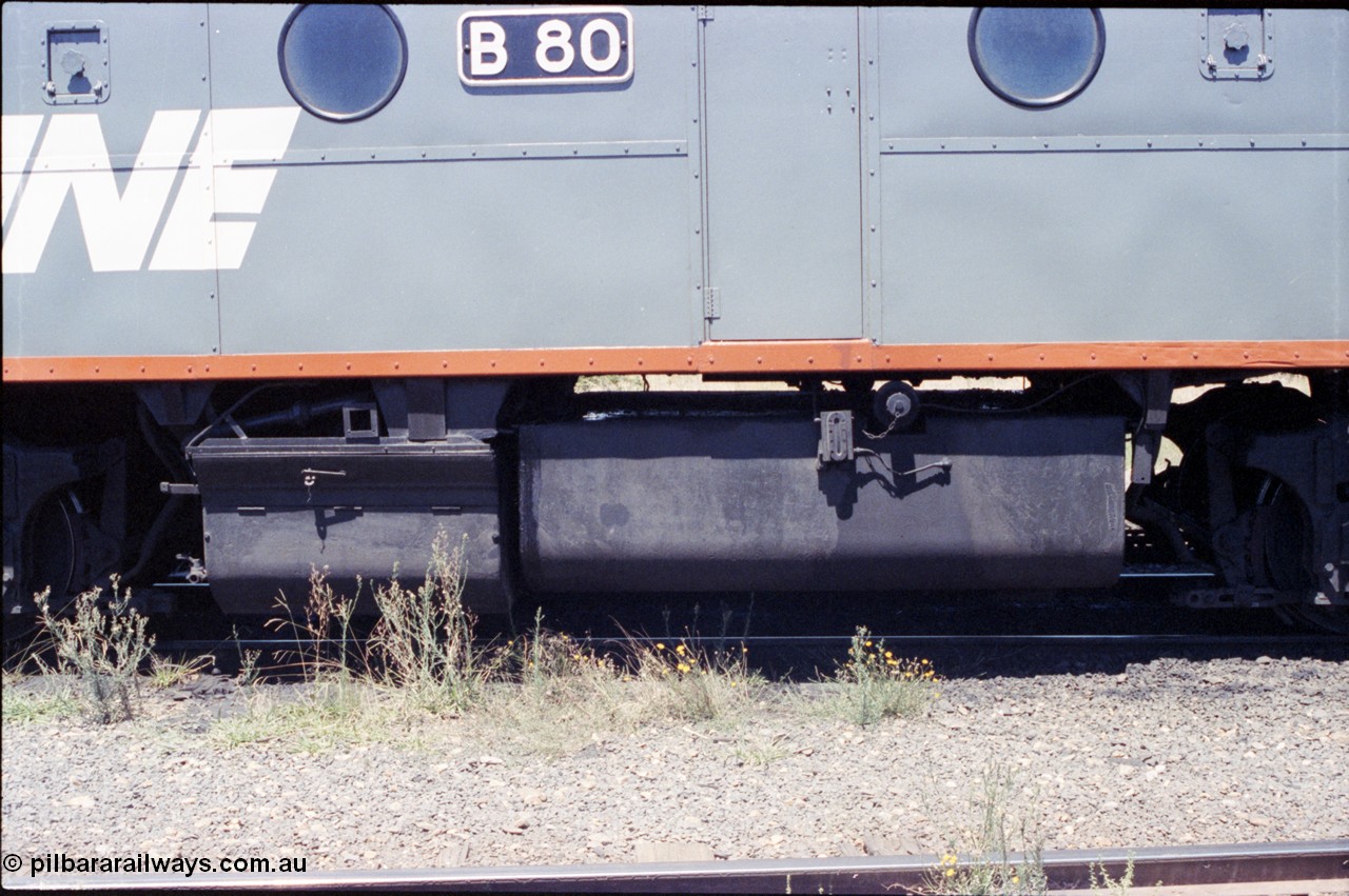 146-04
Seymour loco depot, broad gauge V/Line B class B 80 Clyde Engineering EMD model ML2 serial ML2-21 fuel tank and battery box detail.
Keywords: B-class;B80;Clyde-Engineering-Granville-NSW;EMD;ML2;ML2-21;bulldog;
