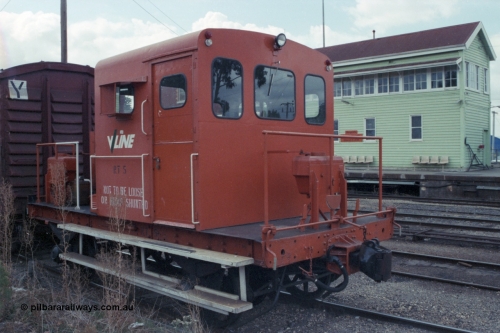 148-21
Wangaratta, V/Line broad gauge RT class rail tractor RT 5 LHS view with signal box and platform in the background. RT 5 built new by Newport Workshops September 1957.
Keywords: RT-class;RT5;Victorian-Railways-Newport-WS;