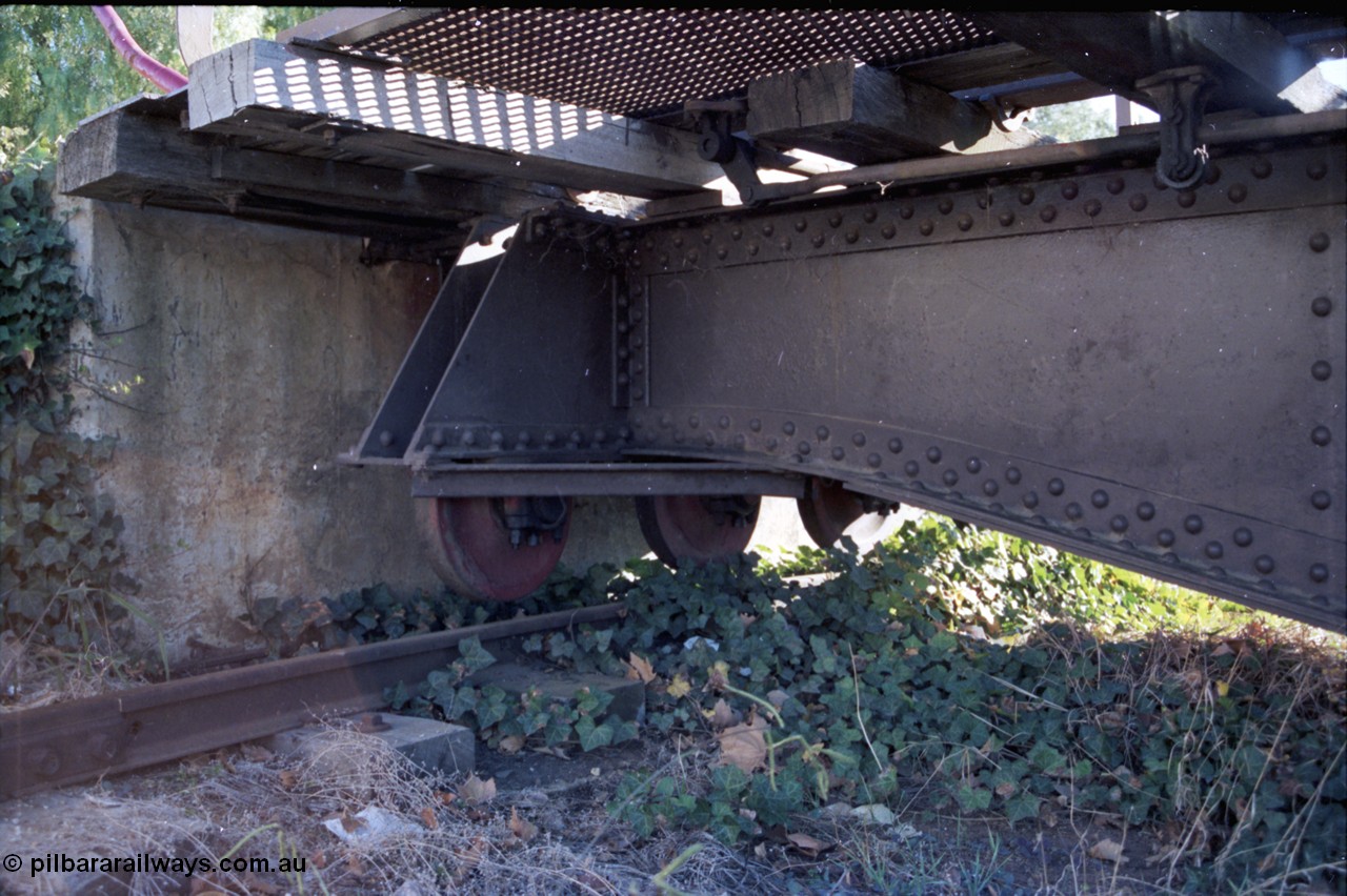 153-1-24
Bacchus Marsh turntable pit, shows frame and bogie wheels.

