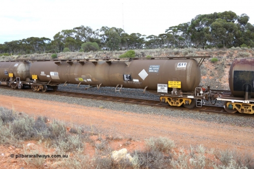 161116 5114
West Kalgoorlie, Shell fuel train 3442, ATQF type tank waggon ATQF 611, built by Indeng Qld 1982 for Shell as type WJQ, 79.34 kL one compartment one dome, fitted with type F InterLock couplers. Indeng name still visible at far end.
Keywords: ATQF-type;ATQF611;Indeng-Qld;WJQ-type;