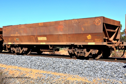 240328 2917
WOE type iron ore waggon WOE 33324 is one of a batch of one hundred and forty one built by United Goninan WA between November 2005 and April 2006 with serial number 950142-029 and fleet number 823, in Mineral Resources traffic 5040 empty Mount Walton iron ore train. March 28, 2024.
Keywords: WOE-type;WOE33324;United-Goninan-WA;950142-029;