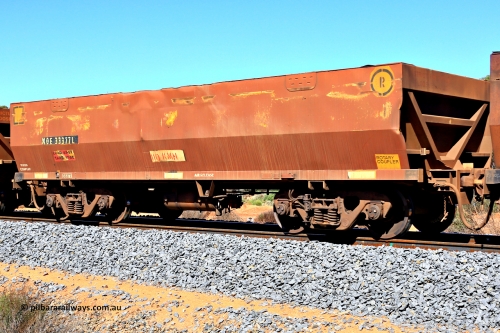 240328 2935
WOE type iron ore waggon WOE 33377 is one of a batch of one hundred and forty one built by United Goninan WA between November 2005 and April 2006 with serial number 950142-082 and had fleet number 876. Sides have been repainted brown. In Mineral Resources traffic 5040 empty Mount Walton iron ore train. March 28, 2024.
Keywords: WOE-type;WOE33377;United-Goninan-WA;950142-082;