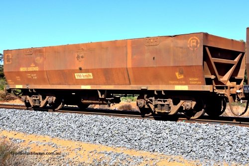 240328 2962
WOE type iron ore waggon WOE 33336 is one of a batch of one hundred and forty one built by United Goninan WA between November 2005 and April 2006 with serial number 950142-041 and fleet number 835, in Mineral Resources traffic 5040 empty Mount Walton iron ore train. March 28, 2024.
Keywords: WOE-type;WOE33336;United-Goninan-WA;950142-041;