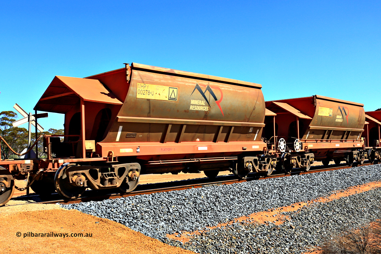 240328 3009
Loaded Koolyanobbing iron ore train 5041 with Mineral Resources Ltd MHPY type iron ore waggons MHPY 00278 and MHPY 00283 built by CSR Yangtze Co China with serial numbers 2014 / 382-278 and 2014 / 382-283 in 2014 as a batch of 382 pairs, these bottom discharge hopper waggons are operated in 'married' pairs. 28th of March 2024.
Keywords: MHPY-type;MHPY00278;2014/382-278;MHPY00283;2014/382-283;CSR-Yangtze-Rolling-Stock-Co-China;