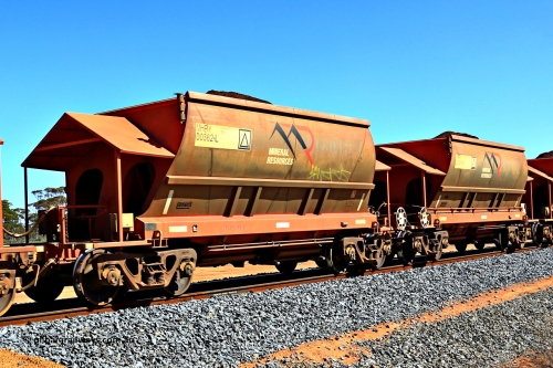 240328 2990
Loaded Koolyanobbing iron ore train 5041 with Mineral Resources Ltd MHPY type iron ore waggons MHPY 00362 and MHPY 00361 built by CSR Yangtze Co China with serial numbers 2014 / 382-362 and 2014 / 382-361 in 2014 as a batch of 382 pairs, these bottom discharge hopper waggons are operated in 'married' pairs. March 28, 2024.
Keywords: MHPY-type;MHPY00362;2014/382-362;MHPY00361;2014/382-361;CSR-Yangtze-Rolling-Stock-Co-China;