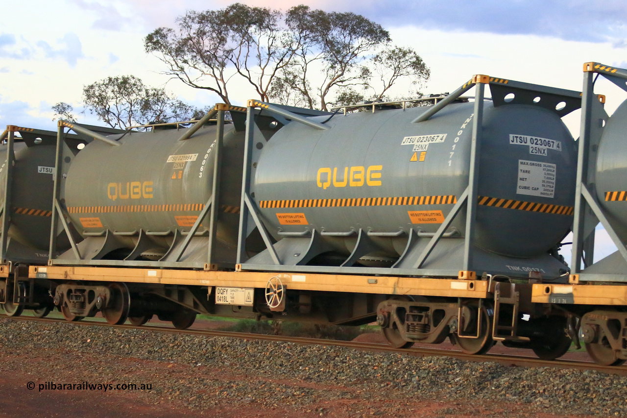 240328 3211
Lamington, on the outskirts of Kalgoorlie, 5472 nickel train from Leonora with Watco DQFY type container waggon DQFY 0418, Watco purchased twenty-nine CQFY waggons from CFCLA which were modified from Comeng NSW built BDX open waggons by ANI-Bradken NSW in 2001, carrying position 1 JTSU 023067 [4] 20' 25NX type tank for Qube TNK00171, position 2 JTSU 021994 [7] 20' 25NX type tank for Qube TNK00063. March 28, 2024.
Keywords: DQFY-type;DQFY0418;ANI-Bradken-NSW;CQFY-type;Comeng-NSW;BDX-type;