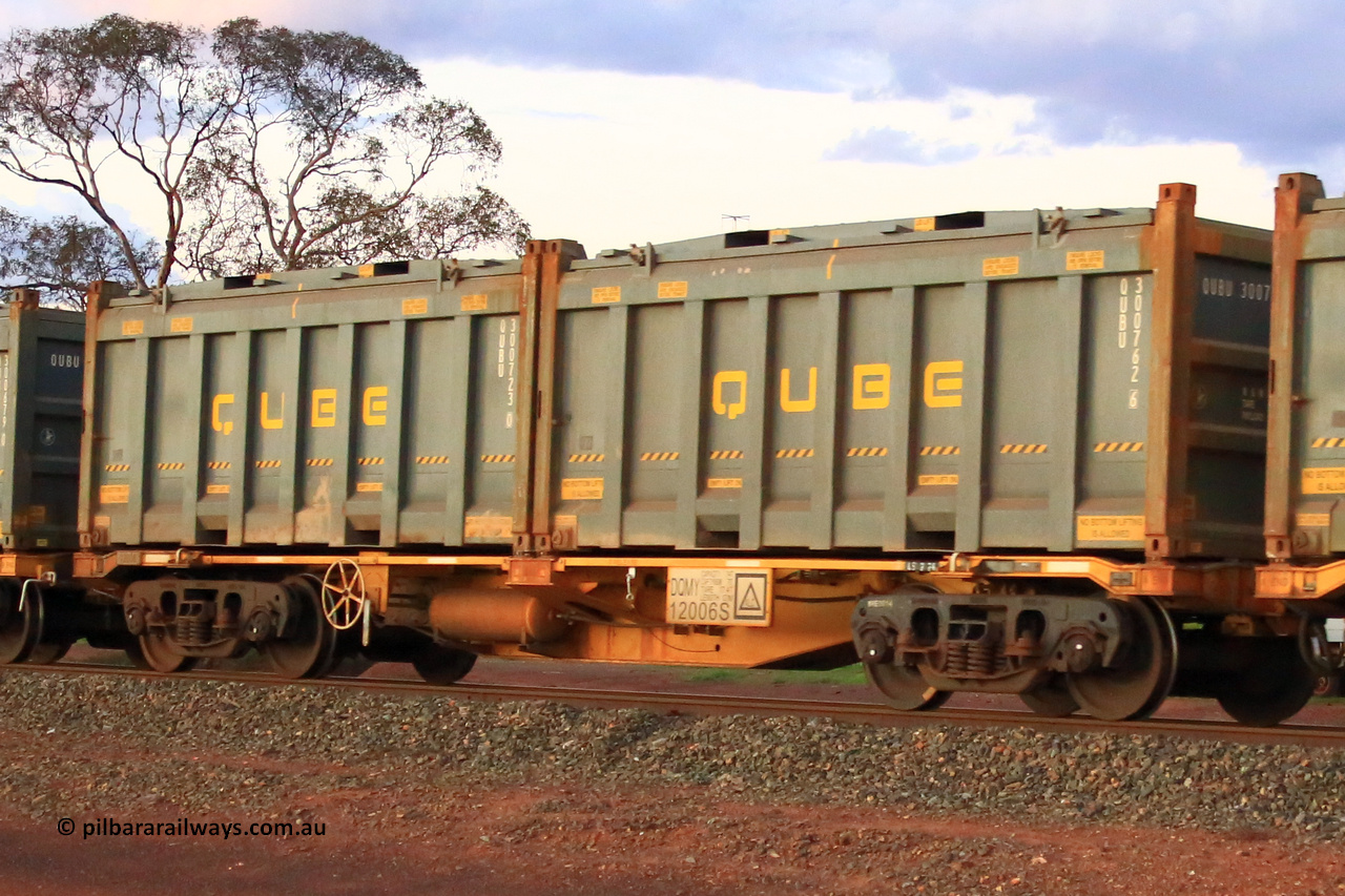 240328 3222
Lamington, on the outskirts of Kalgoorlie, 5472 nickel train from Leonora with Watco DQMY type container waggon DQMY 12006, these two pack bar coupled waggon pairs were built in 2022 by CRRC, China for Watco in a batch of thirty-seven, carrying position 1 QUBU 300762 [6] 20' Qube half height rotatable container, position 2 QUBU 300723 [0] 20' Qube half height rotatable container. March 28, 2024.
Keywords: DQMY-type;DQMY12006;CRRC-China;CQMY-type;