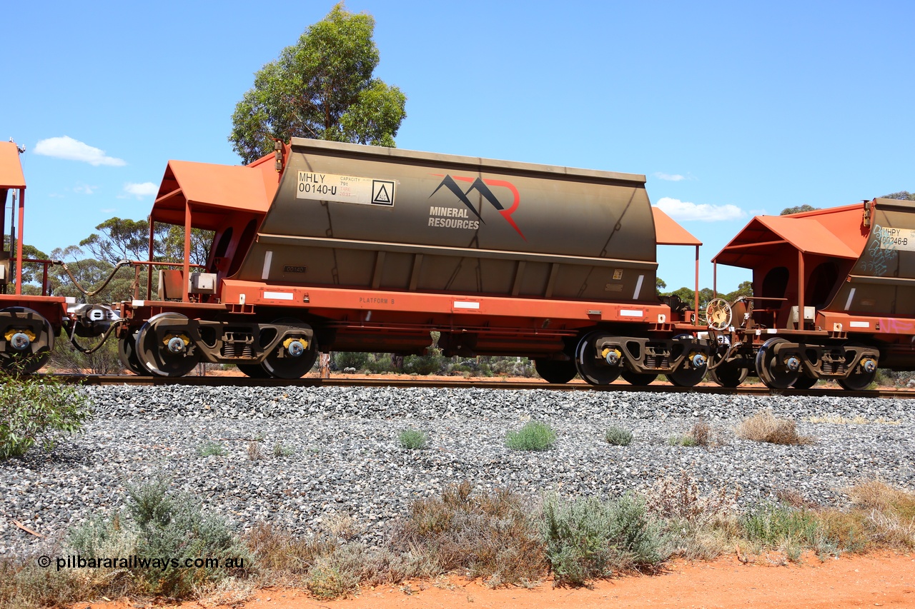 190107 0613
Binduli, on empty Mineral Resources Ltd iron ore train service from Esperance to Koolyanobbing 2034 with MRL's MHLY type iron ore waggon MHLY 00140 built by CSR Yangtze Co China serial 2014/382-140 in 2014 as a batch of 382 units, these bottom discharge hopper waggons are recoded to single waggons.
Keywords: MHLY-type;MHLY00140;2014/382-140;CSR-Yangtze-Co-China;