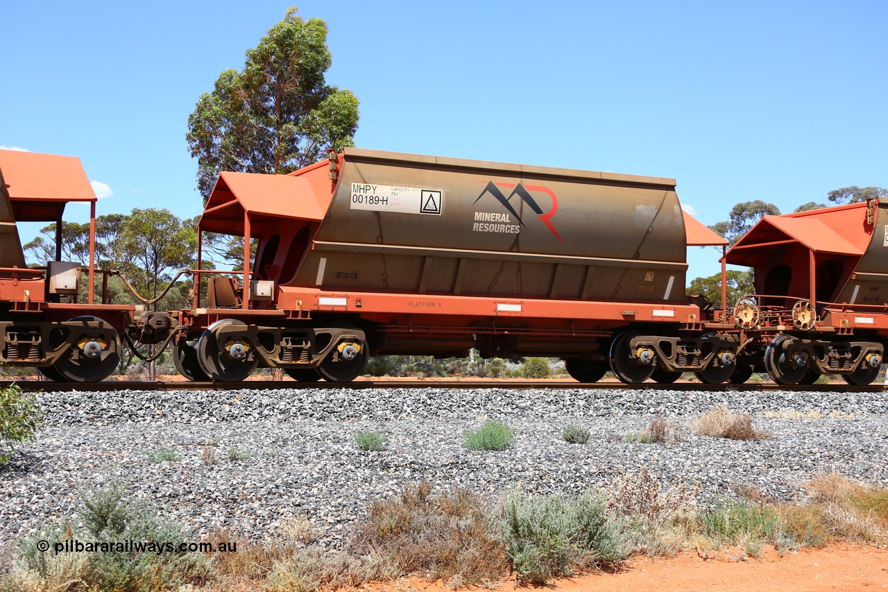 190107 0640
Binduli, on empty Mineral Resources Ltd iron ore train service from Esperance to Koolyanobbing 2034 with MRL's MHPY type iron ore waggon MHPY 00189 built by CSR Yangtze Co China serial 2014/382-189 in 2014 as a batch of 382 units, these bottom discharge hopper waggons are operated in 'married' pairs.
Keywords: MHPY-type;MHPY00189;2014/382-189;CSR-Yangtze-Co-China;