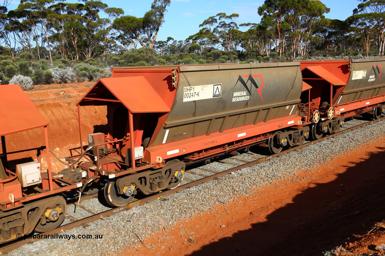 190109 1573
Binduli, Mineral Resources Ltd empty iron ore train 4030 with MRL's MHPY type iron ore waggon MHPY 00247 built by CSR Yangtze Co China serial 2014/382-247 in 2014 as a batch of 382 units, these bottom discharge hopper waggons are operated in 'married' pairs.
Keywords: MHPY-type;MHPY00247;2014/382-247;CSR-Yangtze-Co-China;