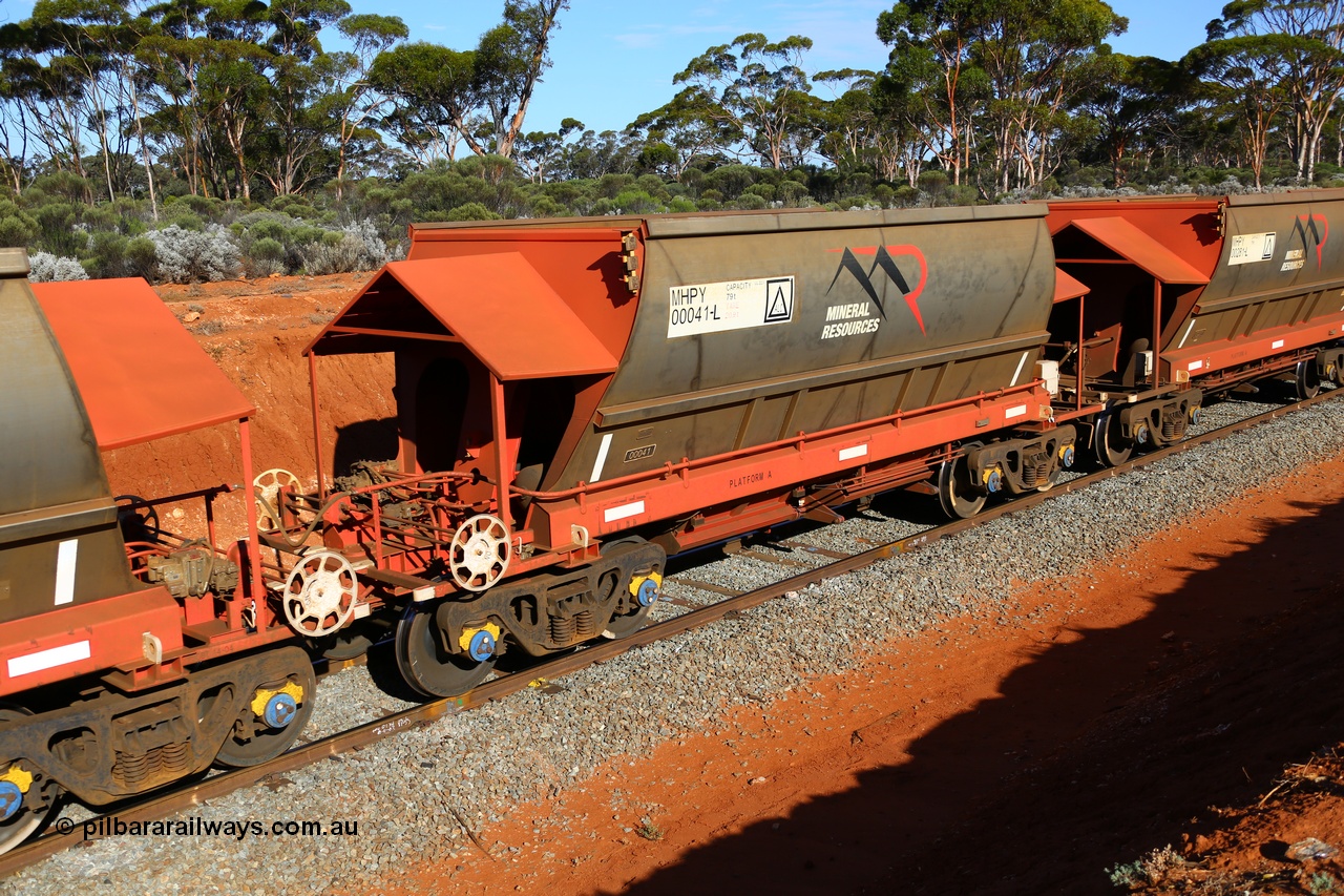 190109 1580
Binduli, Mineral Resources Ltd empty iron ore train 4030 with MRL's MHPY type iron ore waggon MHPY 00041 built by CSR Yangtze Co China serial 2014/382-41 in 2014 as a batch of 382 units, these bottom discharge hopper waggons are operated in 'married' pairs.
Keywords: MHPY-type;MHPY00041;2014/382-41;CSR-Yangtze-Rolling-Stock-Co-China;