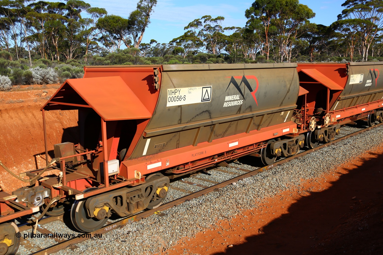 190109 1671
Binduli, Mineral Resources Ltd empty iron ore train 4030 with MRL's MHPY type iron ore waggon MHPY 00056 built by CSR Yangtze Co China serial 2014/382-56 in 2014 as a batch of 382 units, these bottom discharge hopper waggons are operated in 'married' pairs.
Keywords: MHPY-type;MHPY00056;2014/382-56;CSR-Yangtze-Co-China;