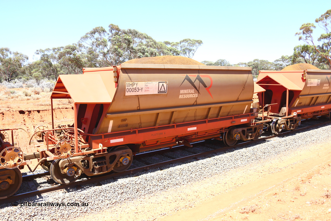 190129 4236
Binduli, on Mineral Resources Ltd loaded iron ore train service from Koolyanobbing to Esperance #3033 with MRL's MHPY type iron ore waggon MHPY 00053 built by CSR Yangtze Co China serial 2014/382-53 in 2014 as a batch of 382 units, these bottom discharge hopper waggons are operated in 'married' pairs.
Keywords: MHPY-type;MHPY00053;2014/382-53;CSR-Yangtze-Co-China;