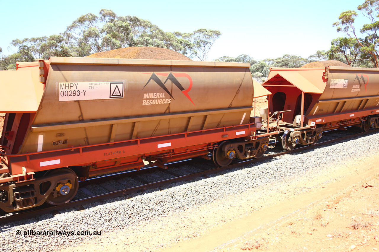 190129 4304
Binduli, on Mineral Resources Ltd loaded iron ore train service from Koolyanobbing to Esperance #3033 with MRL's MHPY type iron ore waggon MHPY 00293 built by CSR Yangtze Co China serial 2014/382-293 in 2014 as a batch of 382 units, these bottom discharge hopper waggons are operated in 'married' pairs.
Keywords: MHPY-type;MHPY00293;2014/382-293;CSR-Yangtze-Co-China;