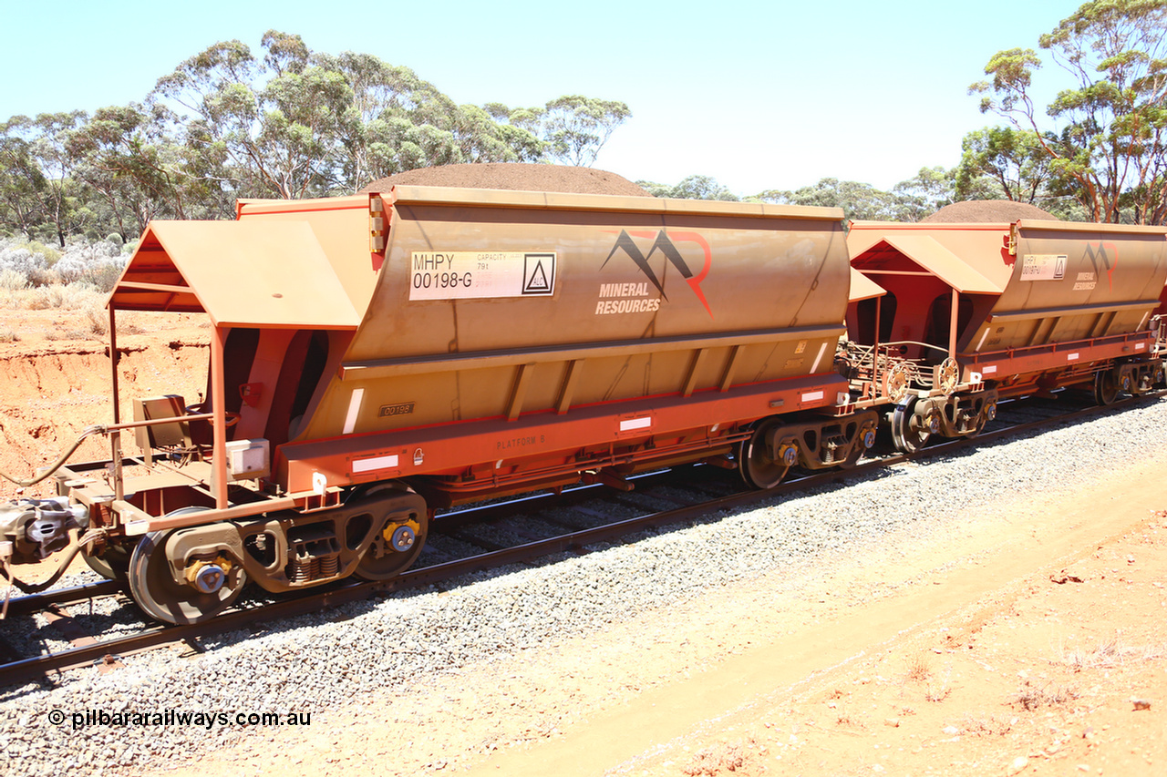 190129 4311
Binduli, on Mineral Resources Ltd loaded iron ore train service from Koolyanobbing to Esperance #3033 with MRL's MHPY type iron ore waggon MHPY 00198 built by CSR Yangtze Co China serial 2014/382-198 in 2014 as a batch of 382 units, these bottom discharge hopper waggons are operated in 'married' pairs.
Keywords: MHPY-type;MHPY00198;2014/382-198;CSR-Yangtze-Co-China;