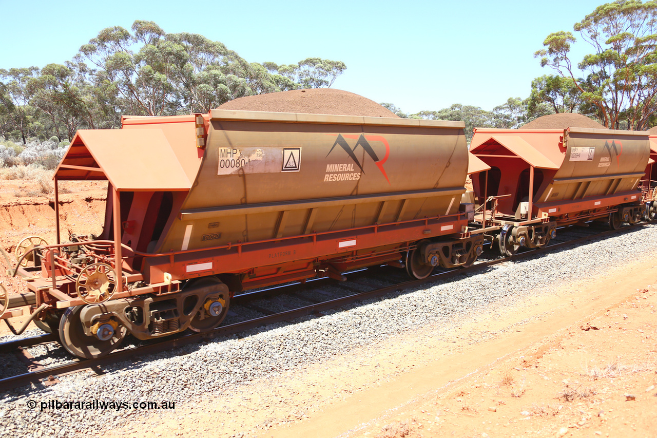190129 4322
Binduli, on Mineral Resources Ltd loaded iron ore train service from Koolyanobbing to Esperance #3033 with MRL's MHPY type iron ore waggon MHPY 00080 built by CSR Yangtze Co China serial 2014/382-80 in 2014 as a batch of 382 units, these bottom discharge hopper waggons are operated in 'married' pairs.
Keywords: MHPY-type;MHPY00080;2014/382-80;CSR-Yangtze-Co-China;