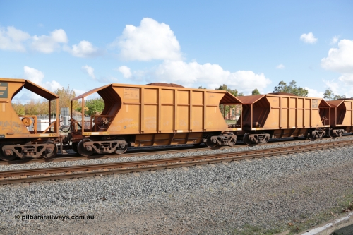 140601 4617
Midland, loaded iron ore train #1030 heading to Kwinana, CFCLA leased CHEY type waggon CHEY 8059 one pair of 120 bar coupled pairs built by Bluebird Rail Operations SA in 2011-12. 1st June 2014.
Keywords: CHEY-type;CHEY8059;Bluebird-Rail-Operations-SA;2011/120-59;