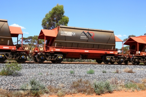190107 0591
Binduli, on empty Mineral Resources Ltd iron ore train service from Esperance to Koolyanobbing 2034 with MRL's MHPY type iron ore waggon MHPY 00375 built by CSR Yangtze Co China serial 2014/382-375 in 2014 as a batch of 382 units, these bottom discharge hopper waggons are operated in 'married' pairs.
Keywords: MHPY-type;MHPY00375;2014/382-375;CSR-Yangtze-Rolling-Stock-Co-China;