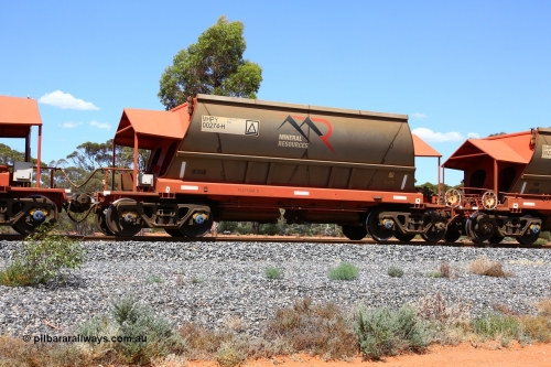 190107 0592
Binduli, on empty Mineral Resources Ltd iron ore train service from Esperance to Koolyanobbing 2034 with MRL's MHPY type iron ore waggon MHPY 00274 built by CSR Yangtze Co China serial 2014/382-274 in 2014 as a batch of 382 units, these bottom discharge hopper waggons are operated in 'married' pairs.
Keywords: MHPY-type;MHPY00274;2014/382-274;CSR-Yangtze-Rolling-Stock-Co-China;