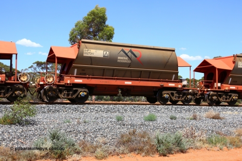 190107 0593
Binduli, on empty Mineral Resources Ltd iron ore train service from Esperance to Koolyanobbing 2034 with MRL's MHPY type iron ore waggon MHPY 00273 built by CSR Yangtze Co China serial 2014/382-273 in 2014 as a batch of 382 units, these bottom discharge hopper waggons are operated in 'married' pairs.
Keywords: MHPY-type;MHPY00273;2014/382-273;CSR-Yangtze-Rolling-Stock-Co-China;