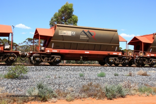 190107 0598
Binduli, on empty Mineral Resources Ltd iron ore train service from Esperance to Koolyanobbing 2034 with MRL's MHPY type iron ore waggon MHPY 00010 built by CSR Yangtze Co China serial 2014/382-10 in 2014 as a batch of 382 units, these bottom discharge hopper waggons are operated in 'married' pairs.
Keywords: MHPY-type;MHPY00010;2014/382-10;CSR-Yangtze-Rolling-Stock-Co-China;