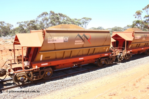 190129 4235
Binduli, on Mineral Resources Ltd loaded iron ore train service from Koolyanobbing to Esperance #3033 with MRL's MHPY type iron ore waggon MHPY 00100 built by CSR Yangtze Co China serial 2014/382-100 in 2014 as a batch of 382 units, these bottom discharge hopper waggons are operated in 'married' pairs.
Keywords: MHPY-type;MHPY00100;2014/382-100;CSR-Yangtze-Co-China;