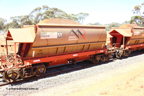 190129 4266
Binduli, on Mineral Resources Ltd loaded iron ore train service from Koolyanobbing to Esperance #3033 with MRL's MHPY type iron ore waggon MHPY 00223 built by CSR Yangtze Co China serial 2014/382-223 in 2014 as a batch of 382 units, these bottom discharge hopper waggons are operated in 'married' pairs.
Keywords: MHPY-type;MHPY00223;2014/382-223;CSR-Yangtze-Co-China;