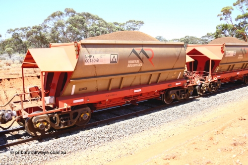 190129 4275
Binduli, on Mineral Resources Ltd loaded iron ore train service from Koolyanobbing to Esperance #3033 with MRL's MHPY type iron ore waggon MHPY 00130 built by CSR Yangtze Co China serial 2014/382-130 in 2014 as a batch of 382 units, these bottom discharge hopper waggons are operated in 'married' pairs.
Keywords: MHPY-type;MHPY00130;2014/382-130;CSR-Yangtze-Co-China;