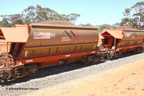 190129 4332
Binduli, on Mineral Resources Ltd loaded iron ore train service from Koolyanobbing to Esperance #3033 with MRL's MHPY type iron ore waggon MHPY 00048 built by CSR Yangtze Co China serial 2014/382-48 in 2014 as a batch of 382 units, these bottom discharge hopper waggons are operated in 'married' pairs.
Keywords: MHPY-type;MHPY00048;2014/382-48;CSR-Yangtze-Co-China;