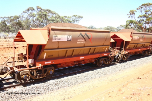 190129 4335
Binduli, on Mineral Resources Ltd loaded iron ore train service from Koolyanobbing to Esperance #3033 with MRL's MHPY type iron ore waggon MHPY 00045 built by CSR Yangtze Co China serial 2014/382-45 in 2014 as a batch of 382 units, these bottom discharge hopper waggons are operated in 'married' pairs.
Keywords: MHPY-type;MHPY00045;2014/382-45;CSR-Yangtze-Co-China;