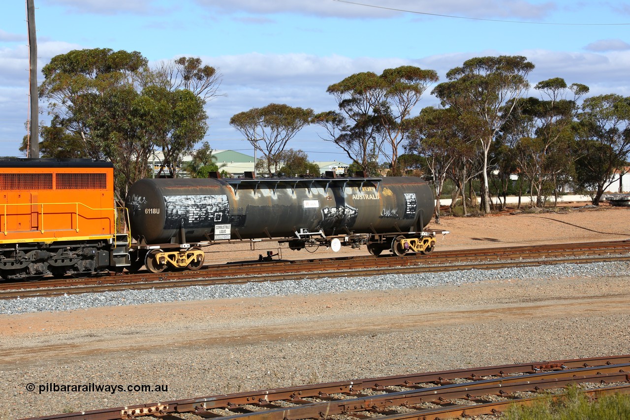 160525 4827
West Kalgoorlie, NTBF type fuel tank waggon NTBF 6118, with former owners name (Freight Australia) visible. Originally built by Comeng NSW in 1975 as an SCA type 69,000 litre bitumen tanker SCA 267 for Shell NSW.
Keywords: NTBF-type;NTBF6118;Comeng-NSW;SCA-type;SCA267;